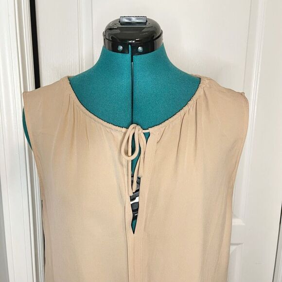 Theory Alamay Silk Sheer Unlined Sleeveless Gathered Tie Neck Keyhole Blouse - Picture 2 of 12